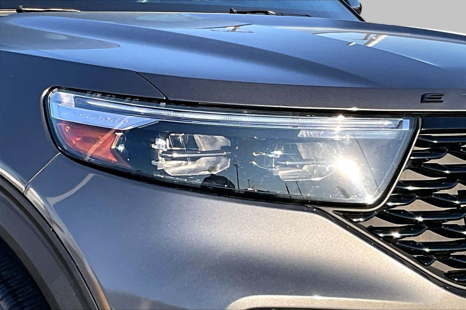 Certified 2023 Ford Explorer ST-Line w/ Class IV Trailer Tow Package RWD image 24