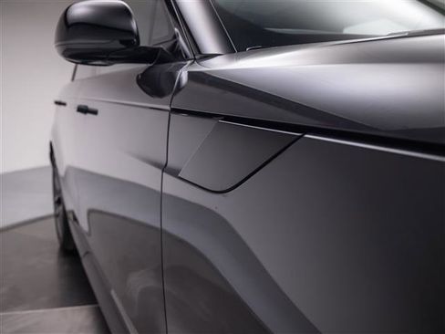 New 2026 Land Rover Range Rover Sport SE image 12