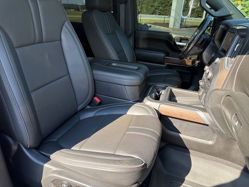 Used 2020 Chevrolet Silverado 3500 High Country w/ Technology Package AWD/4WD image 24