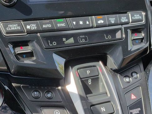 Used 2019 Honda Odyssey Elite image 15