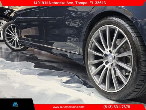 Used 2017 Mercedes-Benz S 550 Sedan image 5