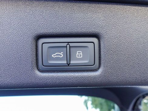 New 2025 Audi Q5 Premium Plus image 29