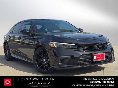 Used 2024 Honda Civic Sport image 1