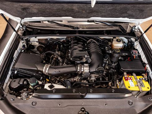 Used 2019 Toyota 4Runner SR5 image 32