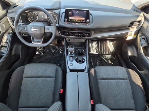 New 2026 Nissan Rogue SV FWD image 10