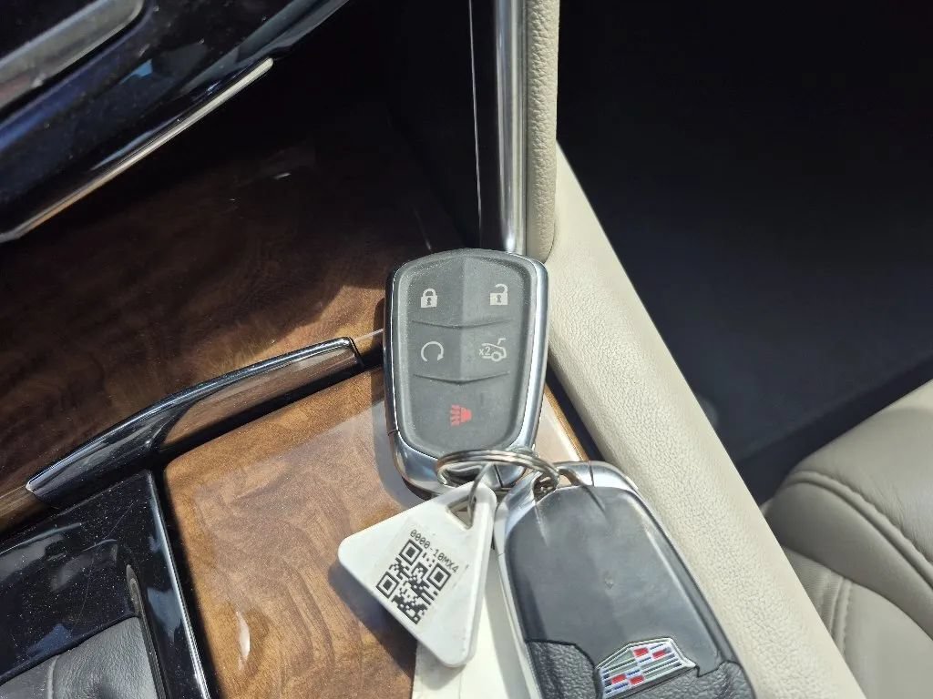 Used 2018 Cadillac XTS Luxury AWD/4WD image 28