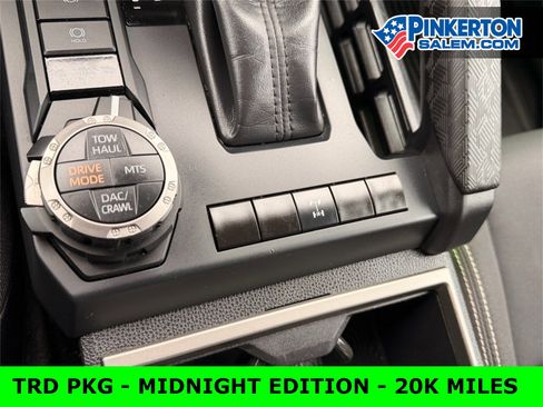 Used 2024 Toyota Tacoma TRD Off-Road image 34