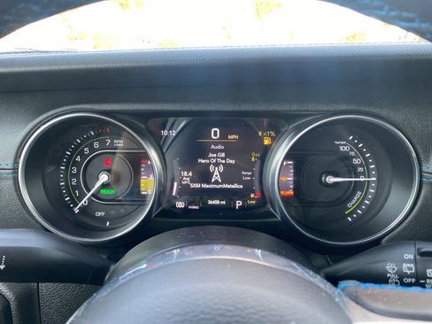 Used 2023 Jeep Wrangler Unlimited Rubicon 4xe w/ Steel Bumper Group image 17