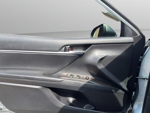 Used 2023 Toyota Camry SE FWD image 24