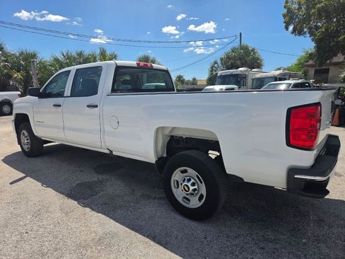 Used 2017 Chevrolet Silverado 2500 W/T RWD image 4