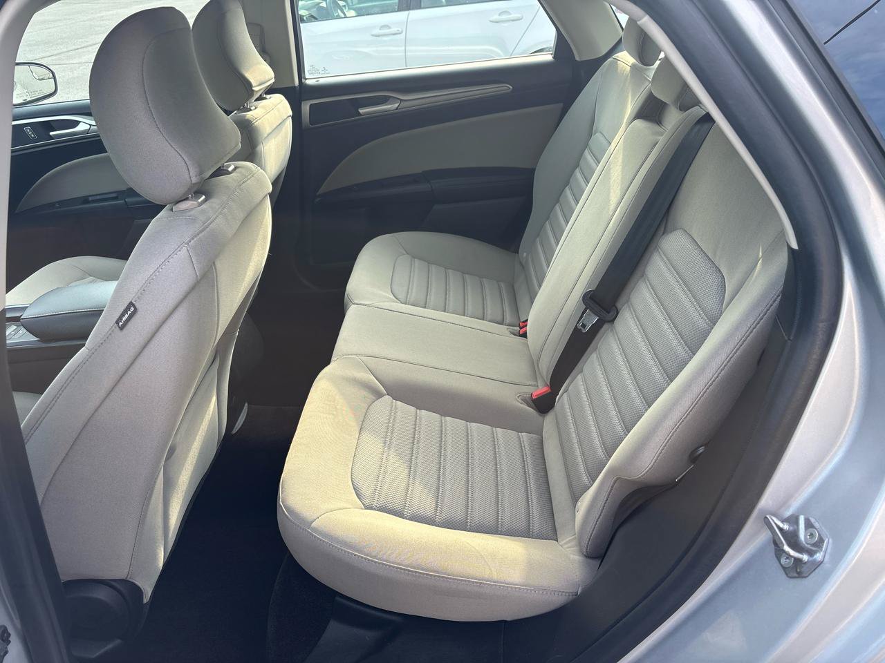 Used 2018 Ford Fusion S FWD image 21