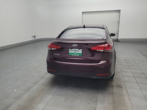 Used 2018 Kia Forte LX FWD image 7