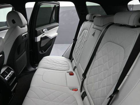 New 2026 BMW X5 xDrive50e AWD/4WD image 30