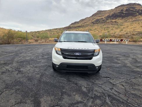 Used 2015 Ford Explorer Sport w/ Equipment Group 401A AWD/4WD image 2