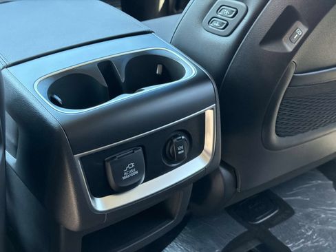 New 2026 Kia Carnival SX Prestige FWD image 13