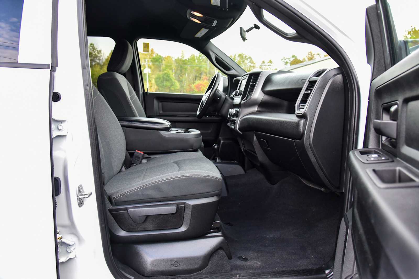 Certified 2021 RAM 2500 Tradesman AWD/4WD image 9