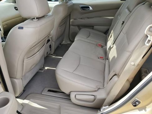 Used 2013 Nissan Pathfinder SL w/ SL Premium Pkg image 13