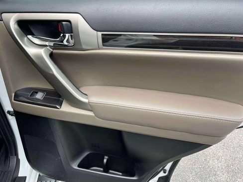 Used 2020 Lexus GX 460 Premium AWD/4WD image 20