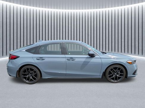 Certified 2024 Honda Civic Sport Touring image 4