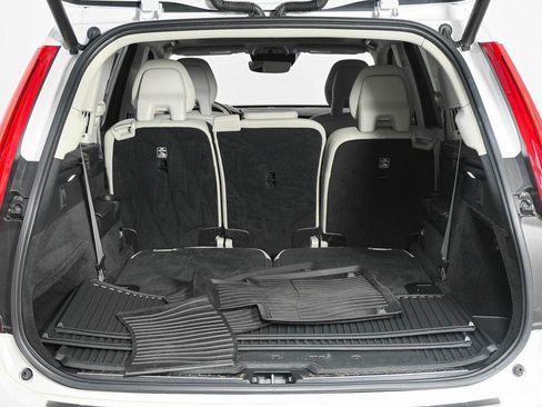 Used 2021 Volvo XC90 T8 Inscription Expression w/ Advanced Package AWD/4WD image 31