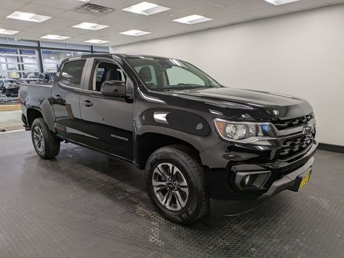 Used 2021 Chevrolet Colorado Z71 w/ Safety Package image 3