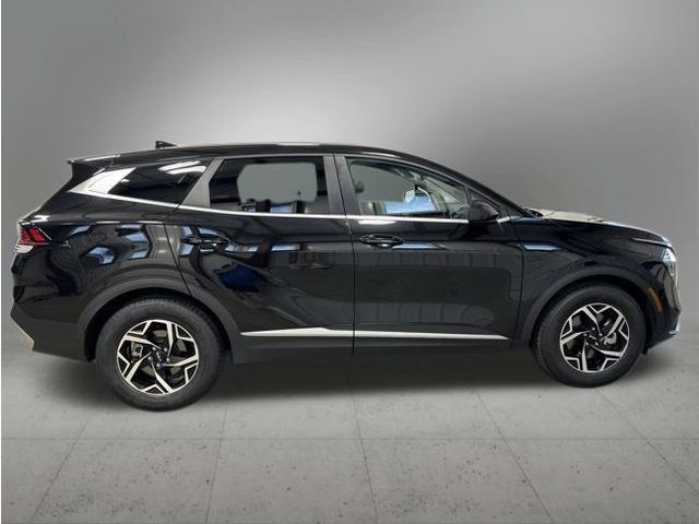 Used 2023 Kia Sportage LX FWD image 6