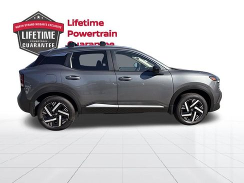 New 2026 Nissan Kicks SV w/ SV Premium Package FWD image 7