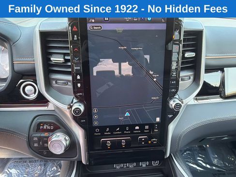 Used 2025 RAM 1500 Tungsten AWD/4WD image 33