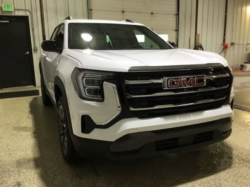 New 2026 GMC Terrain Elevation w/ Elevation Premium Package FWD image 5