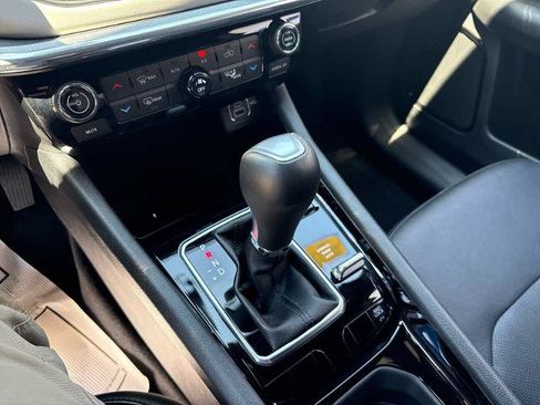 Used 2023 Jeep Compass Limited AWD/4WD image 24