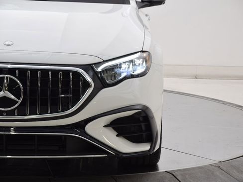 New 2026 Mercedes-Benz E 53 AMG e 4MATIC Sedan image 10