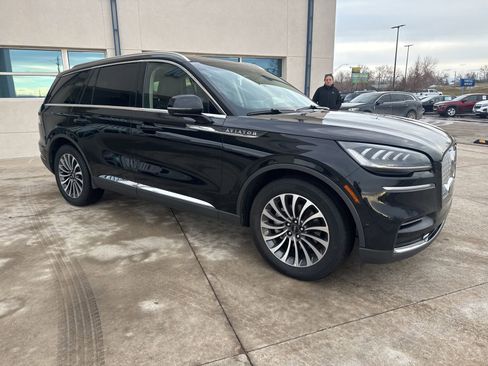 Used 2024 Lincoln Aviator Reserve image 5