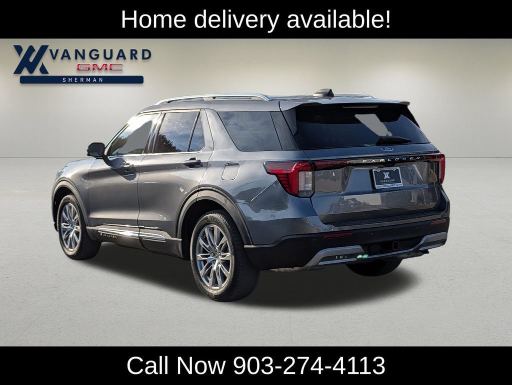 Used 2026 Ford Explorer Platinum RWD image 4
