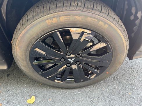 New 2025 Mitsubishi Outlander Sport LE image 9