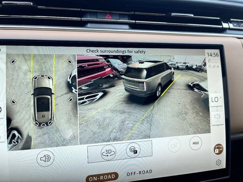 Used 2025 Land Rover Range Rover Long Wheelbase Autobiography image 50