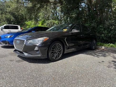 Used 2019 Genesis G70 2.0T Advanced RWD image 6