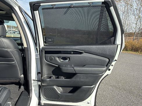 New 2025 Honda Pilot Touring image 20