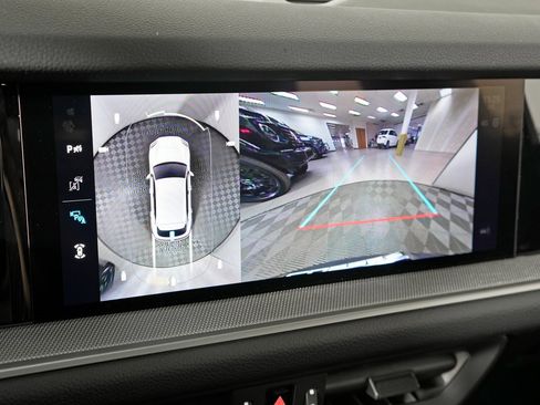 New 2026 Porsche Cayenne image 30