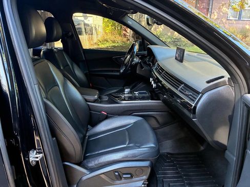 Used 2017 Audi Q7 3.0T Premium Plus image 12
