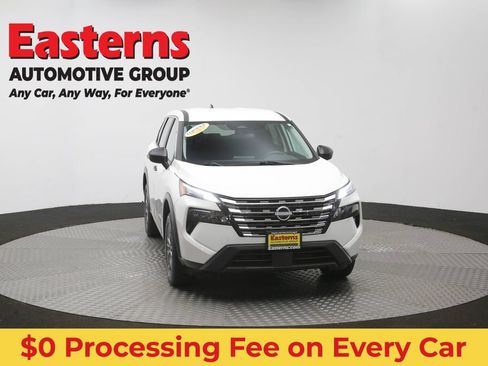 Used 2024 Nissan Rogue S AWD/4WD image 52