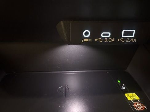 Used 2025 Subaru Forester Sport w/ Popular Package #2 image 20