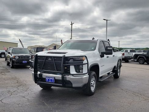 Used 2023 Chevrolet Silverado 2500 W/T w/ WT Convenience Package AWD/4WD image 2