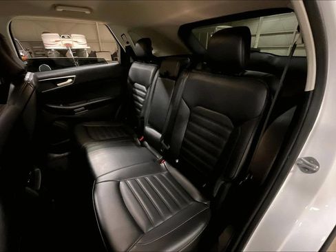 Certified 2024 Ford Edge SEL AWD/4WD image 24