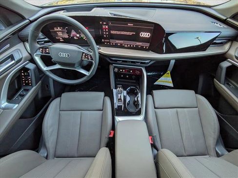 New 2025 Audi Q5 Premium Plus image 3