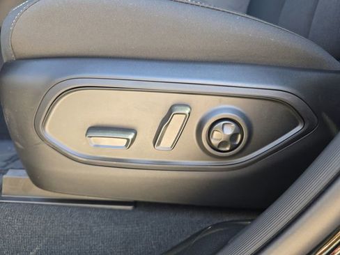 New 2026 Jeep Grand Cherokee Laredo X RWD image 16