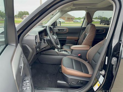 Used 2025 Ford Bronco Sport Outer Banks w/ Outer Banks Tech Package+ image 8