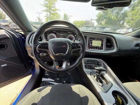 Used 2019 Dodge Challenger R/T Scat Pack w/ Shaker Package RWD image 17