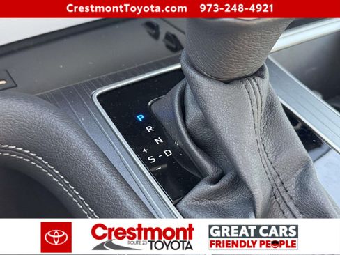 Certified 2025 Toyota Sienna XLE AWD/4WD image 29