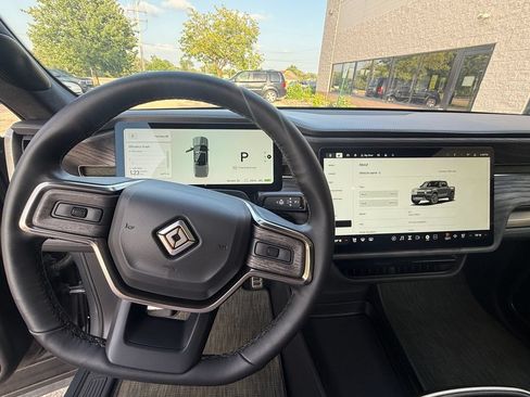 Used 2022 Rivian R1T Launch Edition AWD/4WD image 21