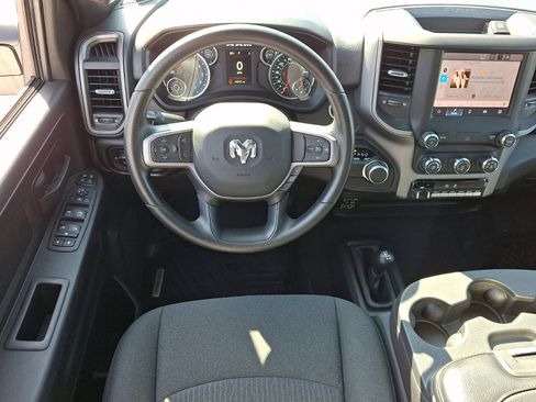 Used 2024 RAM 2500 Tradesman w/ Chrome Appearance Group image 11